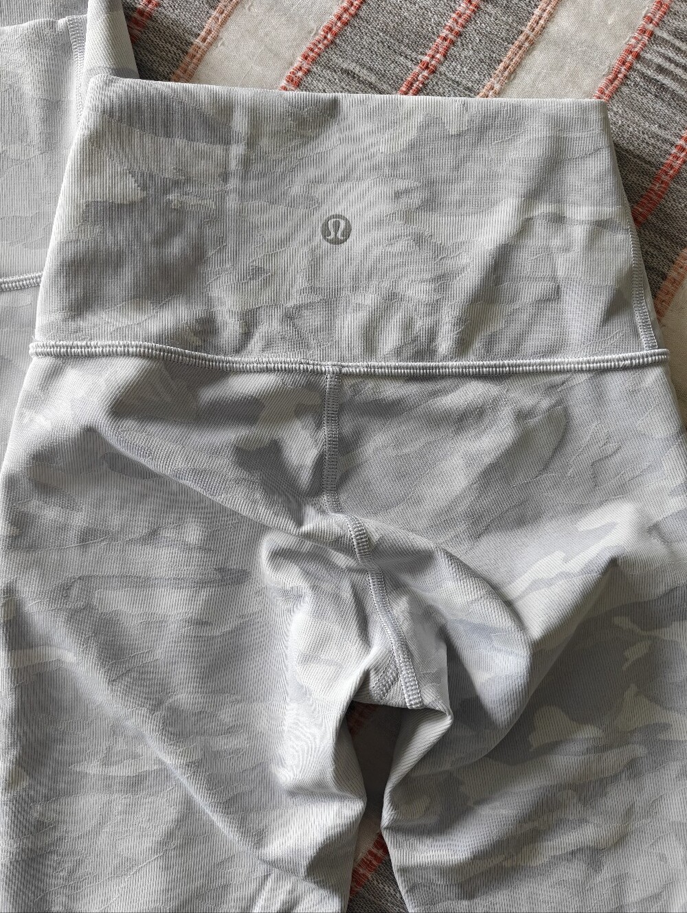 🚲 Lululemon Wunder Under Bike Shorts 10"  Camo Jacquard Alpine White NWOT SZ 0